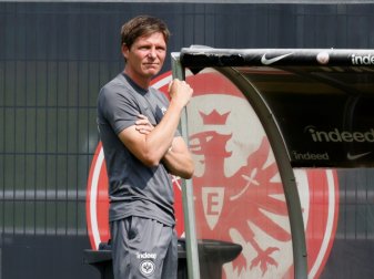 Oliver Glasner mit mehreren angeschlagenen Spielern Oliver Glasner mit mehreren angeschlagenen Spielern