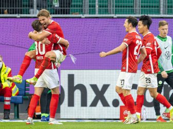 Der SC Freiburg jubelt auch in Wolfsburg Der SC Freiburg jubelt auch in Wolfsburg