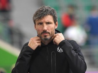 Ist nicht mehr Trainer beim VfL Wolfsburg: Mark van Bommel. Foto: Swen Pförtner/dpa Ist nicht mehr Trainer beim VfL Wolfsburg: Mark van Bommel. Foto: Swen Pförtner/dpa
