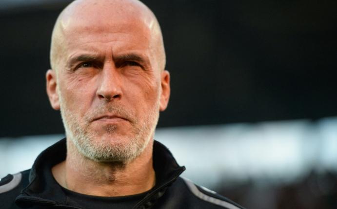 Frontzeck ist vorübergehend Nachfolger von van Bommel
