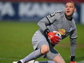 SVW-Keeper Königsmann hofft auf Überraschung: „Wettbewerb lebt von diesen Momenten“ SVW-Keeper Königsmann hofft auf Überraschung: „Wettbewerb lebt von diesen Momenten“