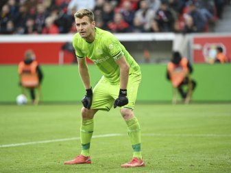 Torwart Hradecky und Leverkusen scheitern an Karlsruhe Torwart Hradecky und Leverkusen scheitern an Karlsruhe