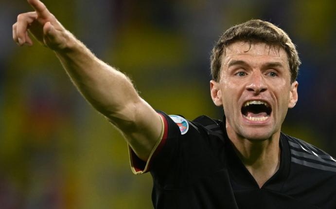 Chancenlos in Gladbach: Thomas Müller und seine Bayern