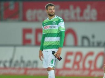 Greuther Fürth streicht Innenverteidiger Stefan Thesker vor dem Winter-Trainingslager aus dem Kader. Foto: Matthias Merz(Matthias Merz) Greuther Fürth streicht Innenverteidiger Stefan Thesker vor dem Winter-Trainingslager aus dem Kader. Foto: Matthias Merz(Matthias Merz)