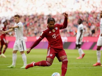 Gnabry: Bleibt er beim FC Bayern oder geht er doch? Gnabry: Bleibt er beim FC Bayern oder geht er doch?