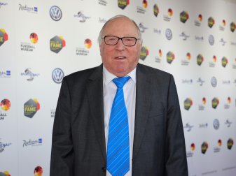 Fußball fasziniert Uwe Seeler nicht mehr so wie früher Fußball fasziniert Uwe Seeler nicht mehr so wie früher