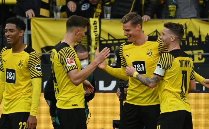Der BVB bleibt dran an der Tabellenspitze