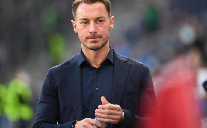 Musste sich mit Salzburg gegen Ried mit einem Punkt zufrieden geben: RB-Coach Matthias Jaissle. Foto: Angelika Warmuth/dpa