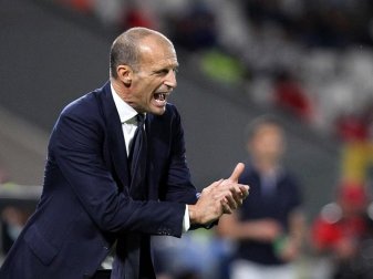 Juve-Coach Massimiliano Allegri musste mit auch bei Hellas Verona eine Niederlage hinnehmen. Foto: Tano Pecoraro/LaPresse via ZUMA Press/dpa Juve-Coach Massimiliano Allegri musste mit auch bei Hellas Verona eine Niederlage hinnehmen. Foto: Tano Pecoraro/LaPresse via ZUMA Press/dpa