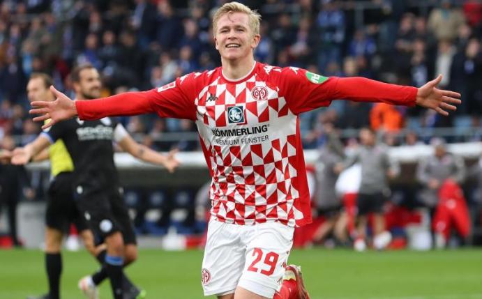 Spielt derzeit beim FSV Mainz 05 groß auf: Jonathan Burkardt. Foto: Friso Gentsch/dpa