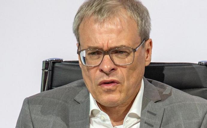 Führt zusammen mit Rainer Koch interimsmäßig den DFB: Peter Peters. Foto: Andreas Gora/dpa