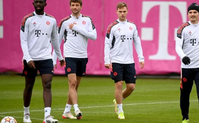 Das Abschlusstraining des FC Bayern München vor dem Duell mit Benfica Lissabon. Foto: Sven Hoppe/dpa/Archivbild