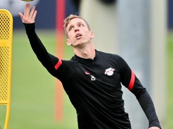 Soll beim FC Barcelona auf der Wunschliste stehen: Leipzigs Dani Olmo. Foto: Hendrik Schmidt/dpa-Zentralbild/ZB Soll beim FC Barcelona auf der Wunschliste stehen: Leipzigs Dani Olmo. Foto: Hendrik Schmidt/dpa-Zentralbild/ZB
