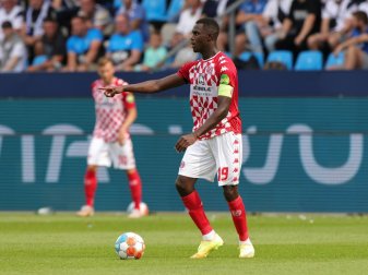 Moussa Niakhate vor Rückkehr Moussa Niakhate vor Rückkehr