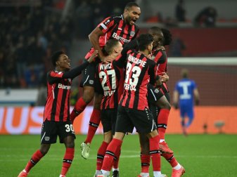 Leverkusen gewann deutlich gegen Betis Sevilla Leverkusen gewann deutlich gegen Betis Sevilla