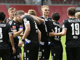 Bielefeld gewinnt 1:0 gegen Stuttgart Bielefeld gewinnt 1:0 gegen Stuttgart