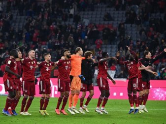 Die Bayern-Spieler hatten gegen Freiburg gleich mehrer Grüne zum Feiern. Foto: Sven Hoppe/dpa Die Bayern-Spieler hatten gegen Freiburg gleich mehrer Grüne zum Feiern. Foto: Sven Hoppe/dpa