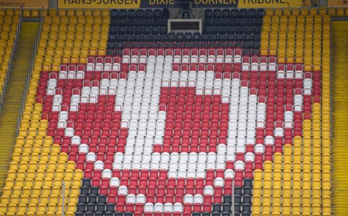 Dynamo Dresden hat die Mitgliederversammlungen für die Geschäftsjahre 2020 und 2021 erneut verschoben. Foto: Robert Michael/dpa-Zentralbild/dpa