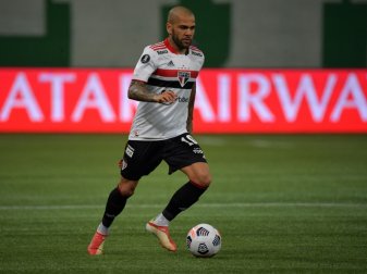 Der derzeit vereinslose Dani Alves kehrt im Januar zum FC Barcelona zurück Der derzeit vereinslose Dani Alves kehrt im Januar zum FC Barcelona zurück