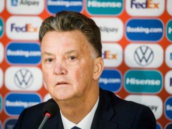 Louis van Gaal kritisiert niederländische Regierung Louis van Gaal kritisiert niederländische Regierung