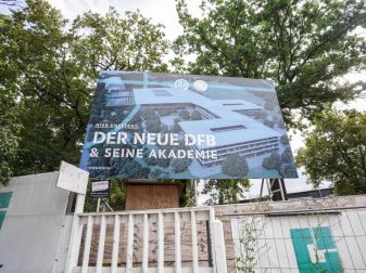 Der Umzug des Deutschen Fußball-Bundes in den neuen DFB-Campus in Frankfurt am Main verzögert sich. Foto: Frank Rumpenhorst/dpa Der Umzug des Deutschen Fußball-Bundes in den neuen DFB-Campus in Frankfurt am Main verzögert sich. Foto: Frank Rumpenhorst/dpa