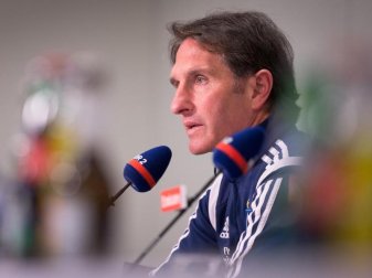 HSV-Trainer Bruno Labbadia hat zum Rückrundenauftakt gegen den FC Bayern München im Kader Ausfälle. Foto: Christian Charisius HSV-Trainer Bruno Labbadia hat zum Rückrundenauftakt gegen den FC Bayern München im Kader Ausfälle. Foto: Christian Charisius