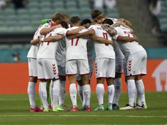 Die dänischen Fußballer wollen bei der WM in Katar die Zustände beim Ausrichter kritisieren. Foto: Ozan Kose/Pool AFP/dpa Die dänischen Fußballer wollen bei der WM in Katar die Zustände beim Ausrichter kritisieren. Foto: Ozan Kose/Pool AFP/dpa