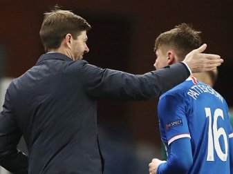 Gerrard will Ex-Spieler holen: Grätscht der FC Bayern dazwischen? Gerrard will Ex-Spieler holen: Grätscht der FC Bayern dazwischen?