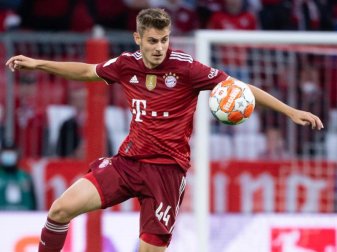 Muss in häusliche Isolation: Bayern-Verteidiger Josip Stanisic. Foto: Sven Hoppe/dpa Muss in häusliche Isolation: Bayern-Verteidiger Josip Stanisic. Foto: Sven Hoppe/dpa