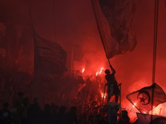 Ein Geisterspiel für Marseille nach Fan-Ausschreitungen Ein Geisterspiel für Marseille nach Fan-Ausschreitungen