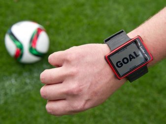 Seit Anfang der laufenden Saison gibt es die Torlinientechnik auch in der deutschen Bundesliga. Foto: Annegret Hilse(Annegret Hilse) Seit Anfang der laufenden Saison gibt es die Torlinientechnik auch in der deutschen Bundesliga. Foto: Annegret Hilse(Annegret Hilse)