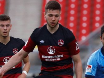 Schuranow erzielt den Siegtreffer gegen Sandhausen Schuranow erzielt den Siegtreffer gegen Sandhausen