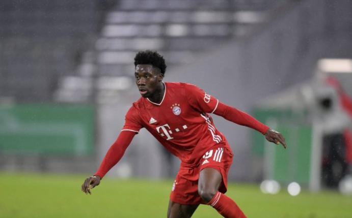 Bayern: Nationalmannschafts-Kollege von Davies als Lewandowski-Nachfolger?