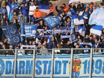 Neuer Tabellführer der 2. Liga: Darmstadt 98 Neuer Tabellführer der 2. Liga: Darmstadt 98