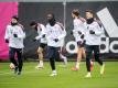 Abschlusstraining des FC Bayern auf dem Vereinsgelände vor dem Abflug zum Gruppenspiel bei Dynamo Kiew. Foto: Matthias Balk/dpa