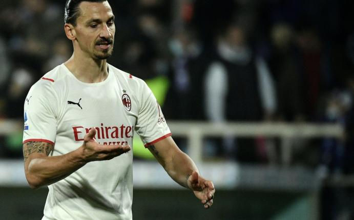 Ibrahimovic möchte trotz der Schmerzen weiterspielen