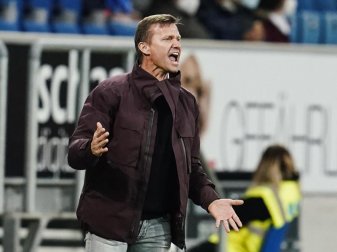 Leipzigs Trainer Jesse Marsch wurde positiv auf das Coronavirus getestet. Foto: Uwe Anspach/dpa Leipzigs Trainer Jesse Marsch wurde positiv auf das Coronavirus getestet. Foto: Uwe Anspach/dpa