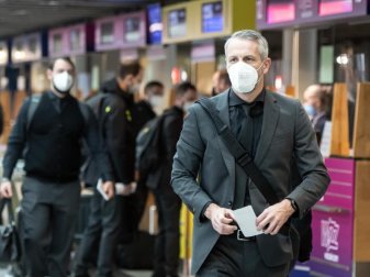 Musste in Sachen Sporting-Trainer erstmal auf den Stand gebracht werden: BVB-COach Marco Rose. Foto: Bernd Thissen/dpa Musste in Sachen Sporting-Trainer erstmal auf den Stand gebracht werden: BVB-COach Marco Rose. Foto: Bernd Thissen/dpa