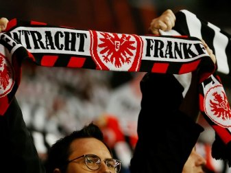 Die Eintracht führt bei Heimspielen Impfaktionen durch Die Eintracht führt bei Heimspielen Impfaktionen durch