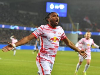 Christopher Nkunku jubelt nach seinem Tor zur 1:0-Führung in Brügge. Foto: Bernd Thissen/dpa Christopher Nkunku jubelt nach seinem Tor zur 1:0-Führung in Brügge. Foto: Bernd Thissen/dpa