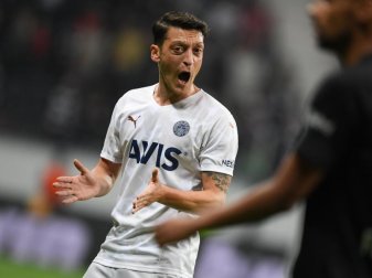 Mesut Özil war zu Jahresbeginn zu Fenerbahçe Istanbul gewechselt. Foto: Arne Dedert/dpa Mesut Özil war zu Jahresbeginn zu Fenerbahçe Istanbul gewechselt. Foto: Arne Dedert/dpa