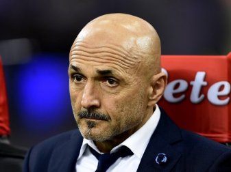 Sead Kolasinac FC Schalke 04 Bundesliga SSC Neapel Napoli Luciano Spalletti FC Arsenal Sead Kolasinac FC Schalke 04 Bundesliga SSC Neapel Napoli Luciano Spalletti FC Arsenal