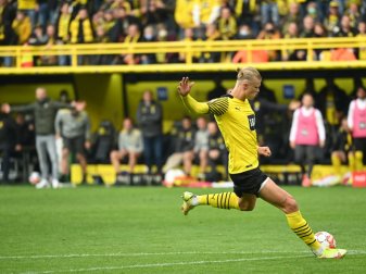 Haaland erst einmal auf der Bank in Wolfsburg Haaland erst einmal auf der Bank in Wolfsburg