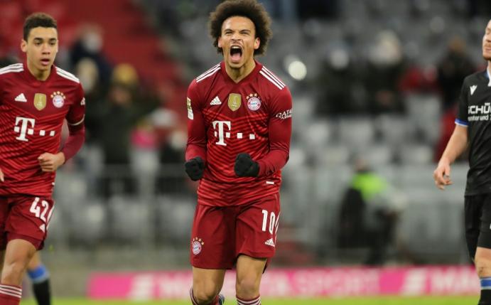 Leroy Sane (m.) erlöste die Bayern in der 71. Minute