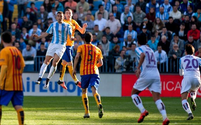 Der FC Barcelona setzt sich knapp in Málaga durch (Quelle: SID)