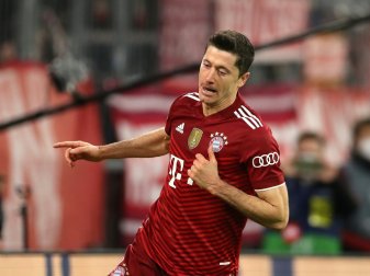 Die Bayern sehen Robert Lewandowski als Weltfußballer Die Bayern sehen Robert Lewandowski als Weltfußballer