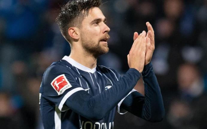 Milos Pantovic ist beim VfL Bochum der Mann für die besonderen Tore, aber ohne Stammplatz. Foto: Bernd Thissen/dpa