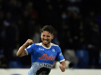 Dries Mertens glänzt bei Neapels Heimsieg mit zwei Toren Dries Mertens glänzt bei Neapels Heimsieg mit zwei Toren
