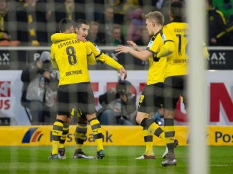 Borussia Dortmund festigte Platz zwei. Foto: Guido Kirchner Borussia Dortmund festigte Platz zwei. Foto: Guido Kirchner