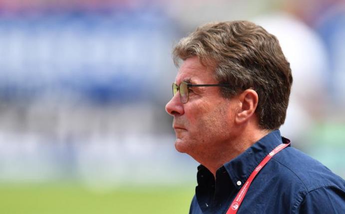 Nürnbergs Sportvorstand Dieter Hecking. Foto: Timm Schamberger/dpa